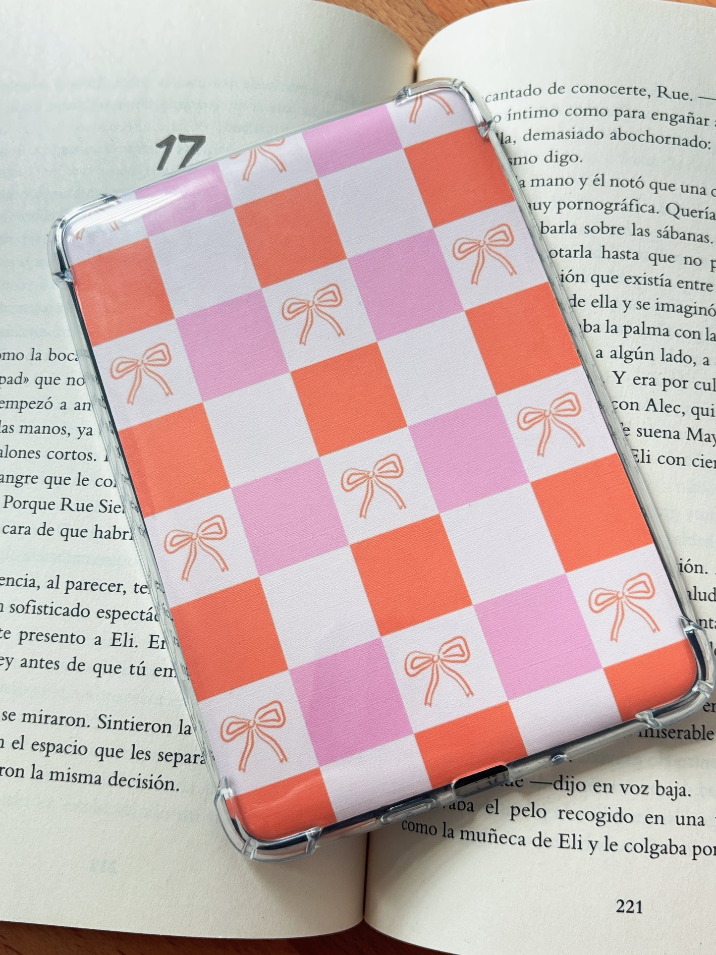 Blush Bow Checker Kindle Insert