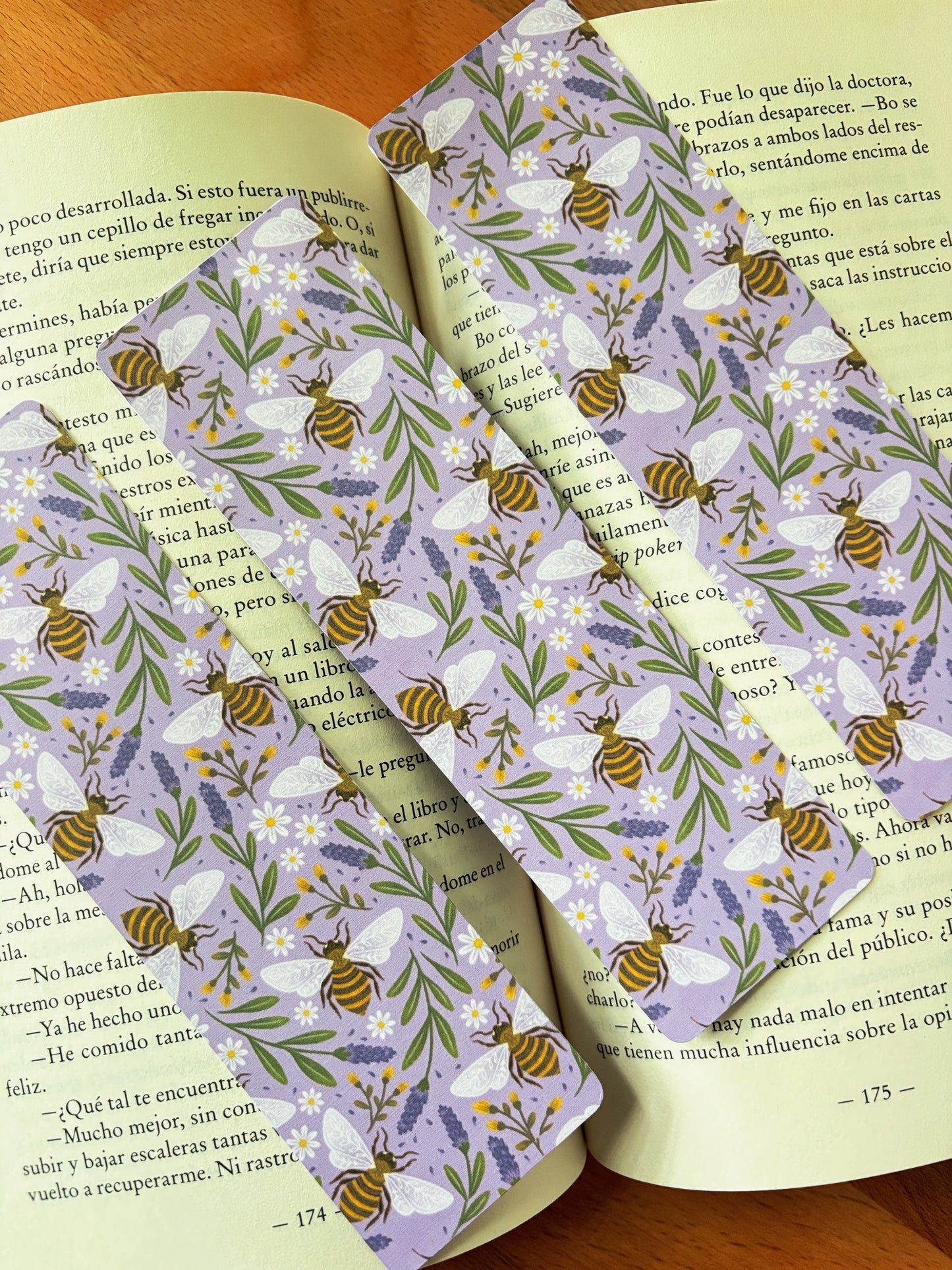 Lavanda Honeybee Bookmark